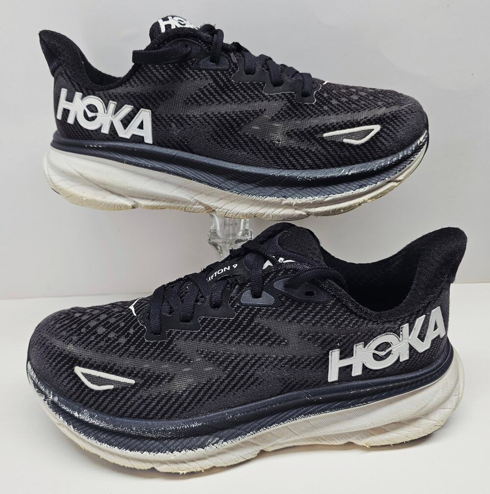 Hoka Women 6.5 Comfy footwear//